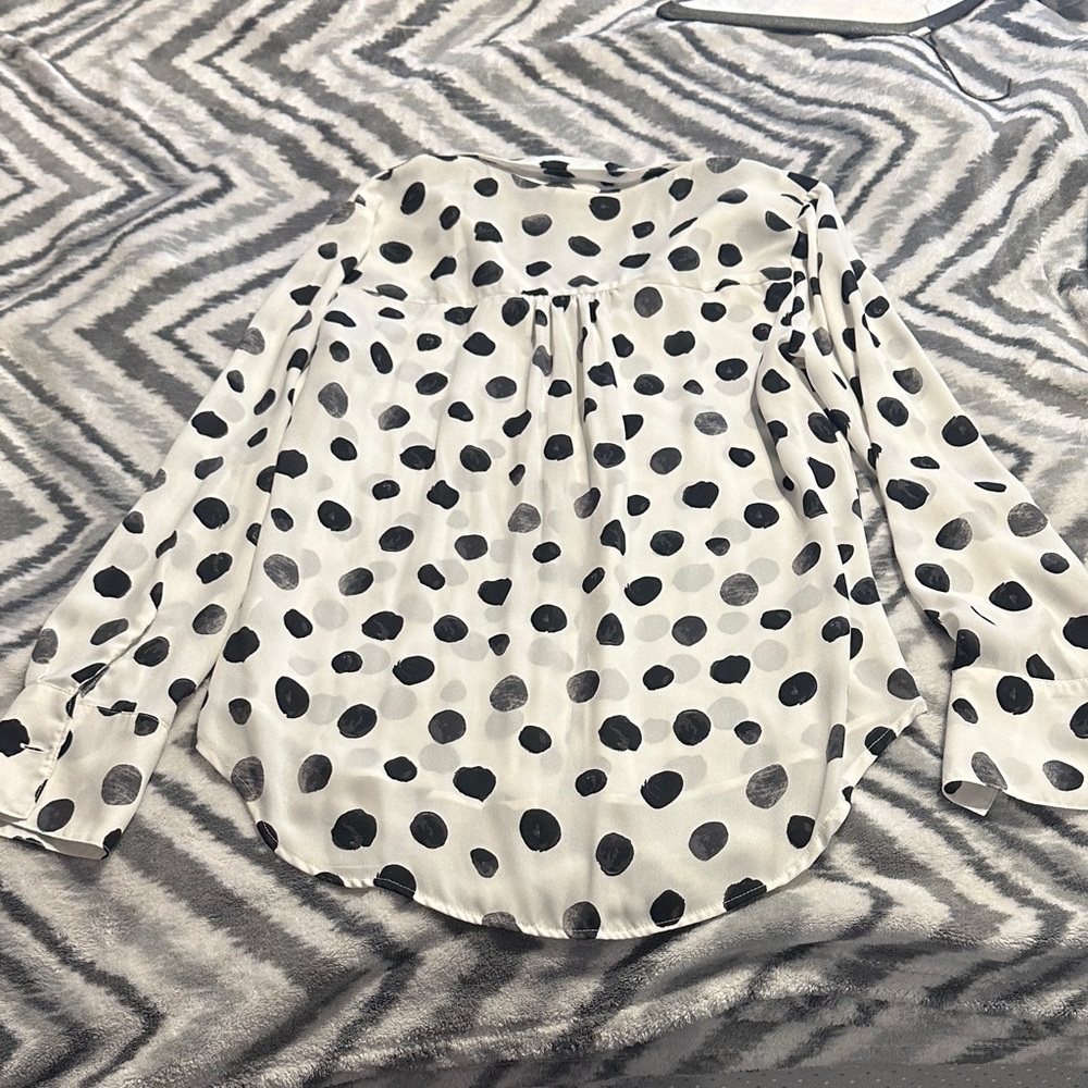 Worthington White Button-Down Shirt with Black Polka Dots - Picture 4 of 4